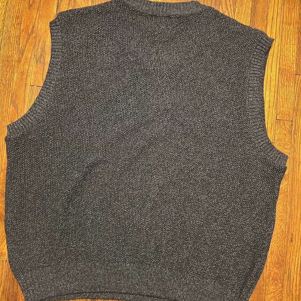 Woolrich Men's Sweater Vest Size XL Cotton/Acrylic EUC V Neck - Picture 7 of 9
